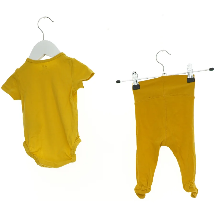 Sæt BABYTØJ(2 stk.) fra H&M (str. 68 cm)