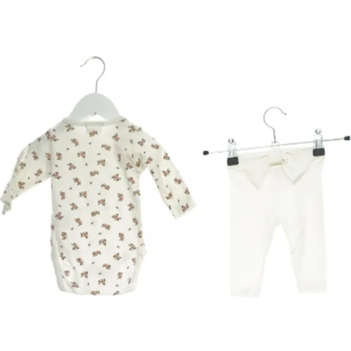 Sæt børnetøj fra Newbie (str. 62 cm)