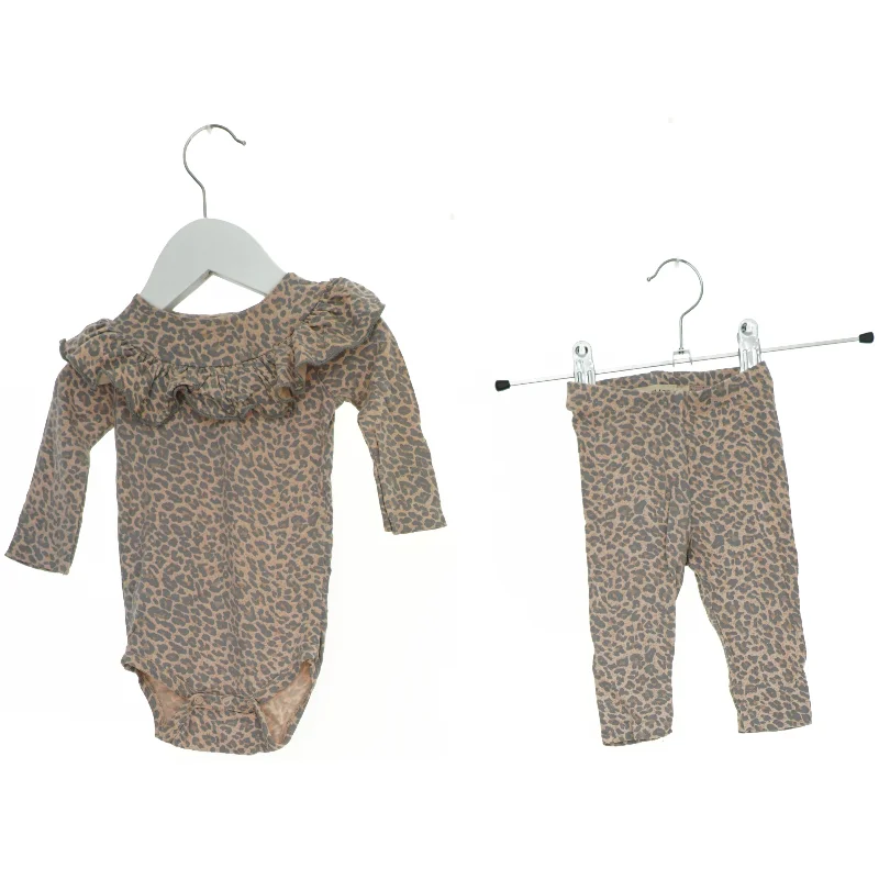 Sæt børnetøj fra MarMar (str. 56 cm)