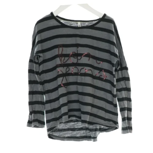 Bluse med striber (str. 7-8 år)