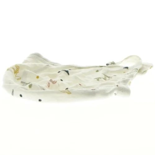 Mønstret babyhue fra Joha (str. 4-9 måneder)