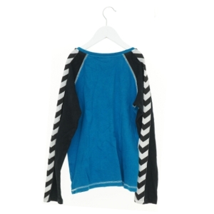 Bluse fra Hummel (str. 152 cm)