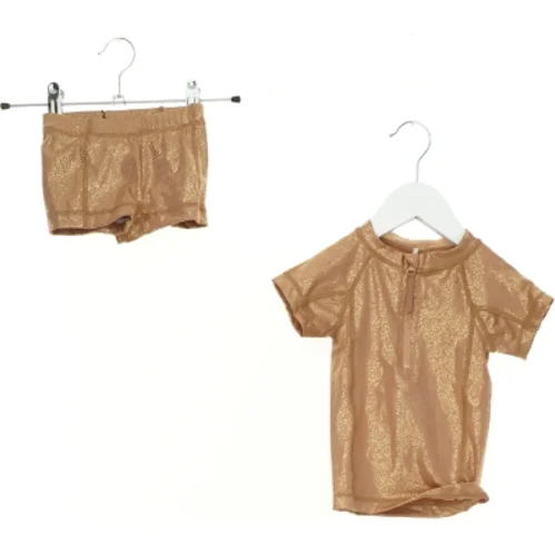 Sæt børnetøj (2 stk.) fra MarMar (str. 86 cm)