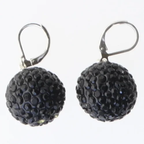 Øreringe med sorte kugler (str. 35 mm)