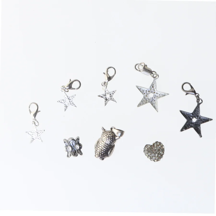 Sæt med vedhæng og charms (str. 20 mm)