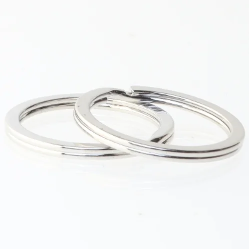 Nøgleringe i metal (str. Ø 3,5 cm)