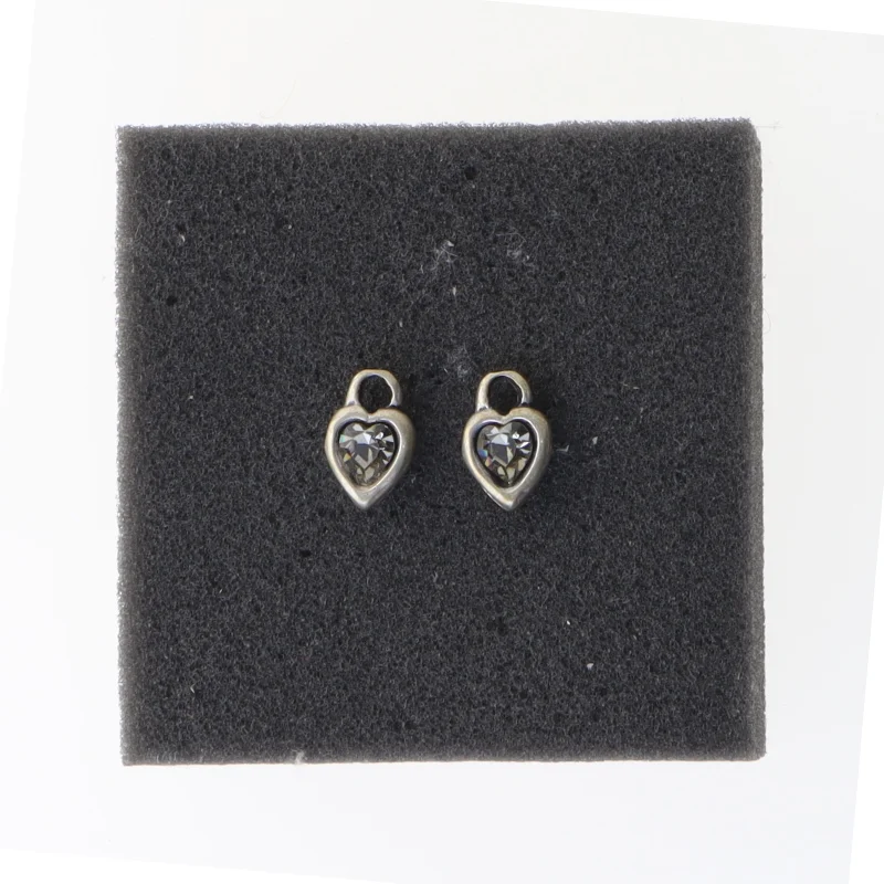 Hjerteformede vedhæng fra DYRBERG KERN (str. 1,5 cm)