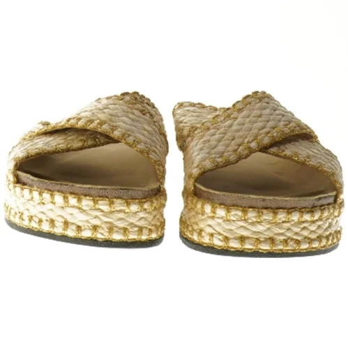 Flade sandaler med flettet strop fra VIRUCCI (str. 37 )