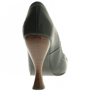 John Fluevog  sko (str. 36 )