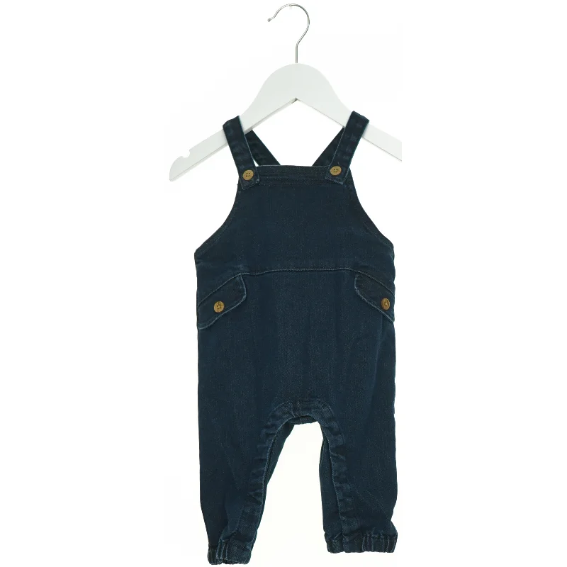 Overalls fra Lil atelier (str. 68 cm)