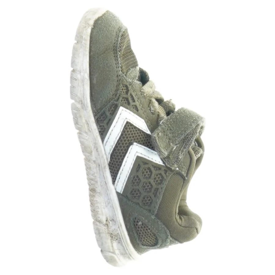 Sko fra Hummel (str. 23)