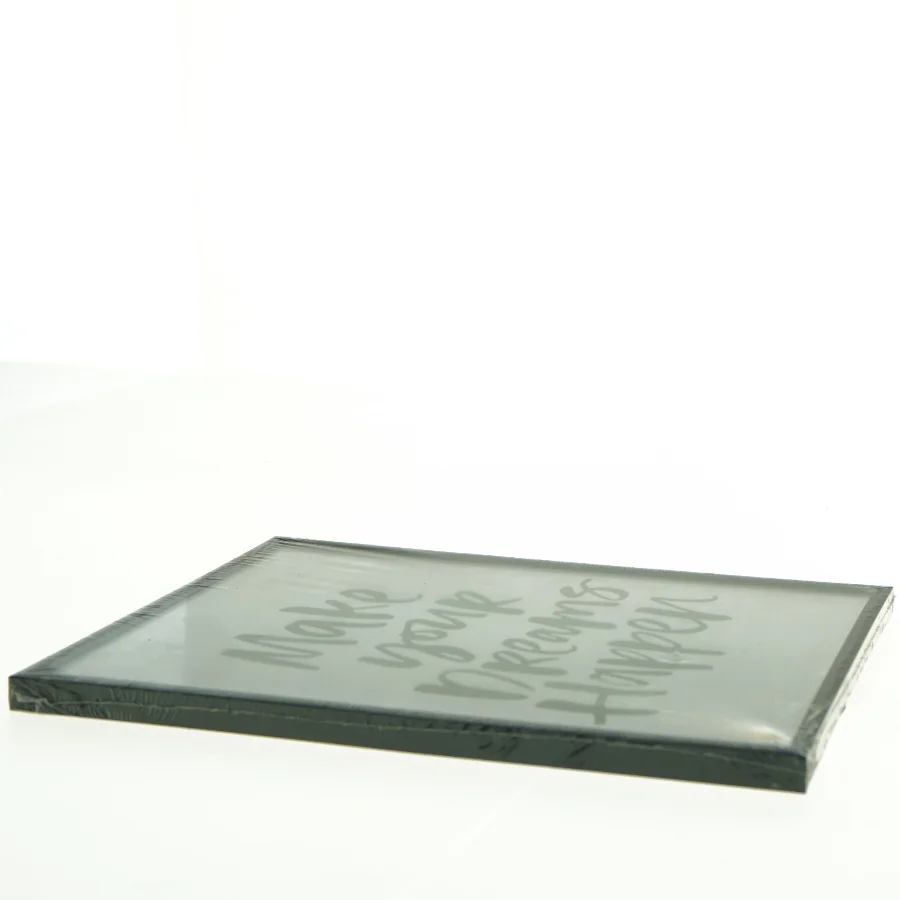 Billedramme med teksten 'Make your Dreams Happen' fra Jysk (str. 21 x 30 cm)