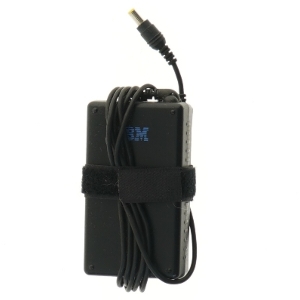 IBM strømforsyning (str. 11x6,5 cm)