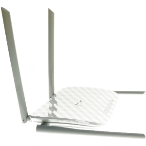 TP-Link router fra TP-Link (str. 23x14 cm)