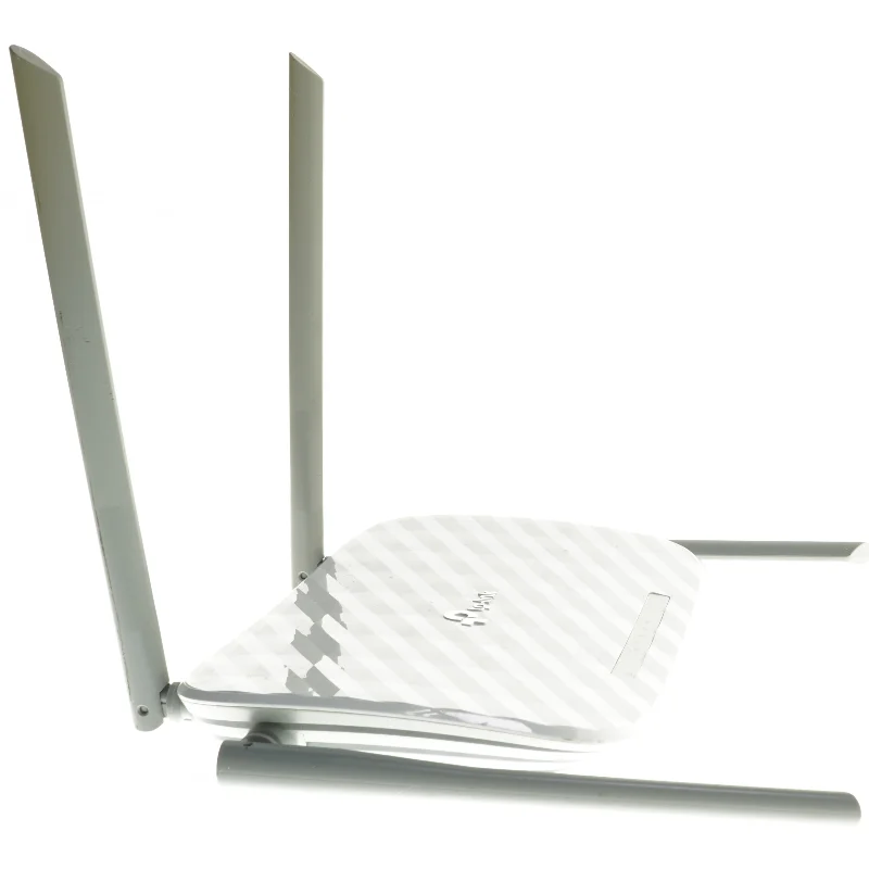 TP-Link router fra TP-Link (str. 23x14 cm)