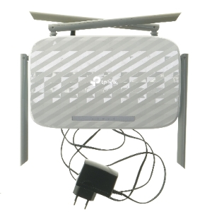 TP-Link router fra TP-Link (str. 23x14 cm)