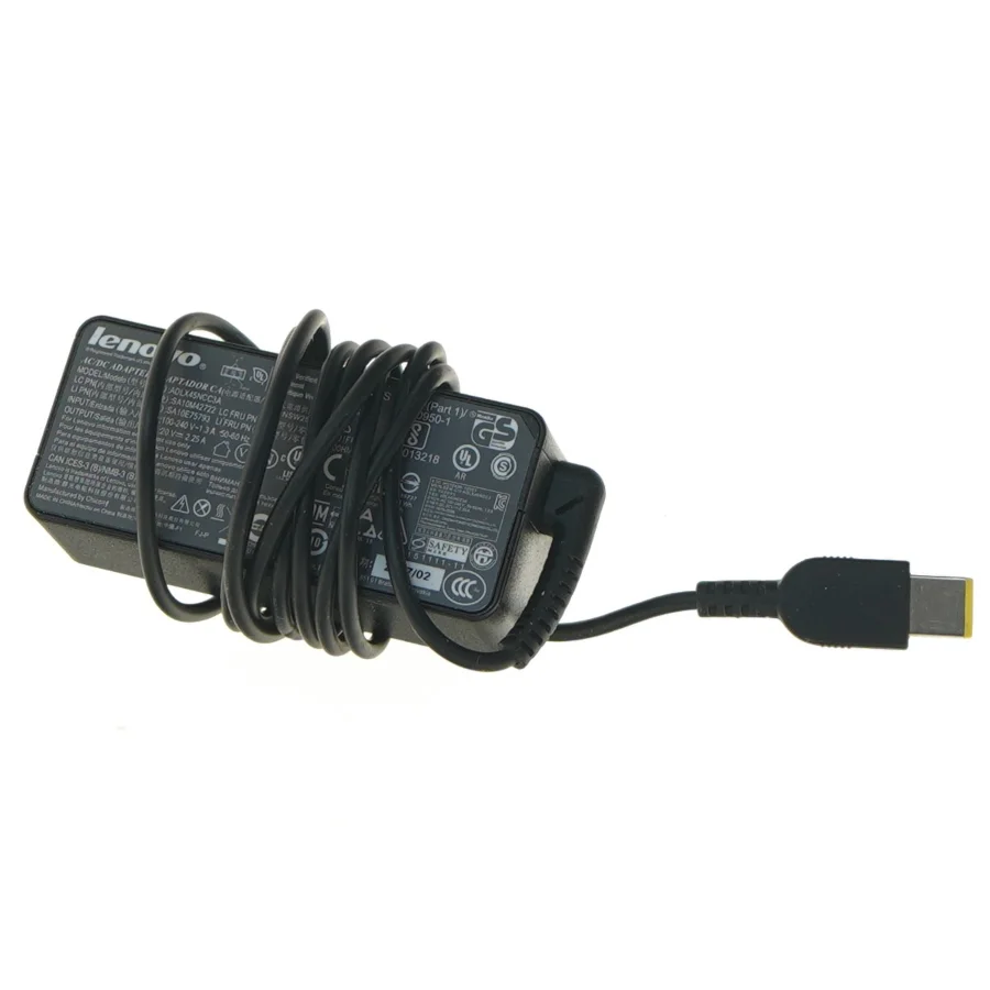 Lenovo strømforsyning adapter fra Lenovo (str. 9x4 cm)