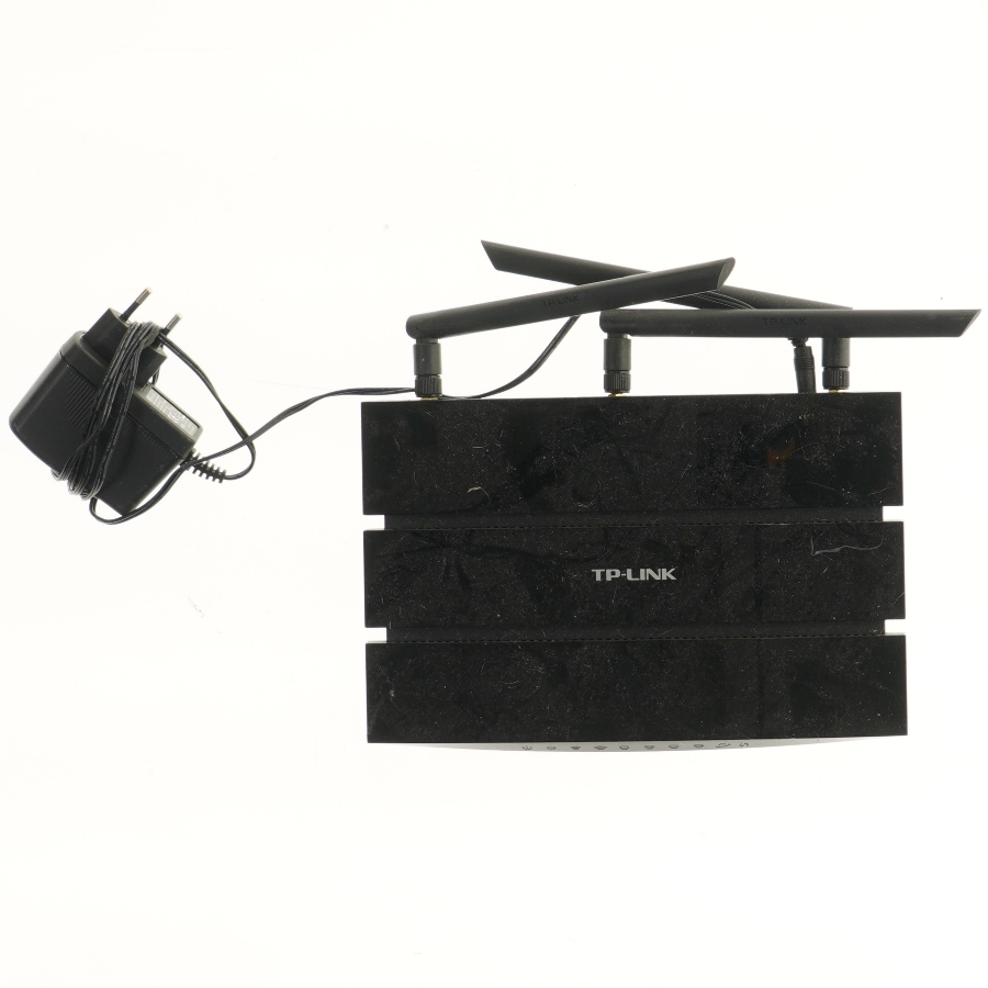 TP-Link router med antenner fra TP-Link (str. 24x16 cm)