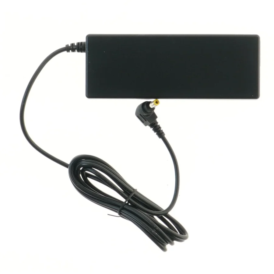 Fujitsu AC adapter fra Fujitsu (str. 15x,5,5 cm)