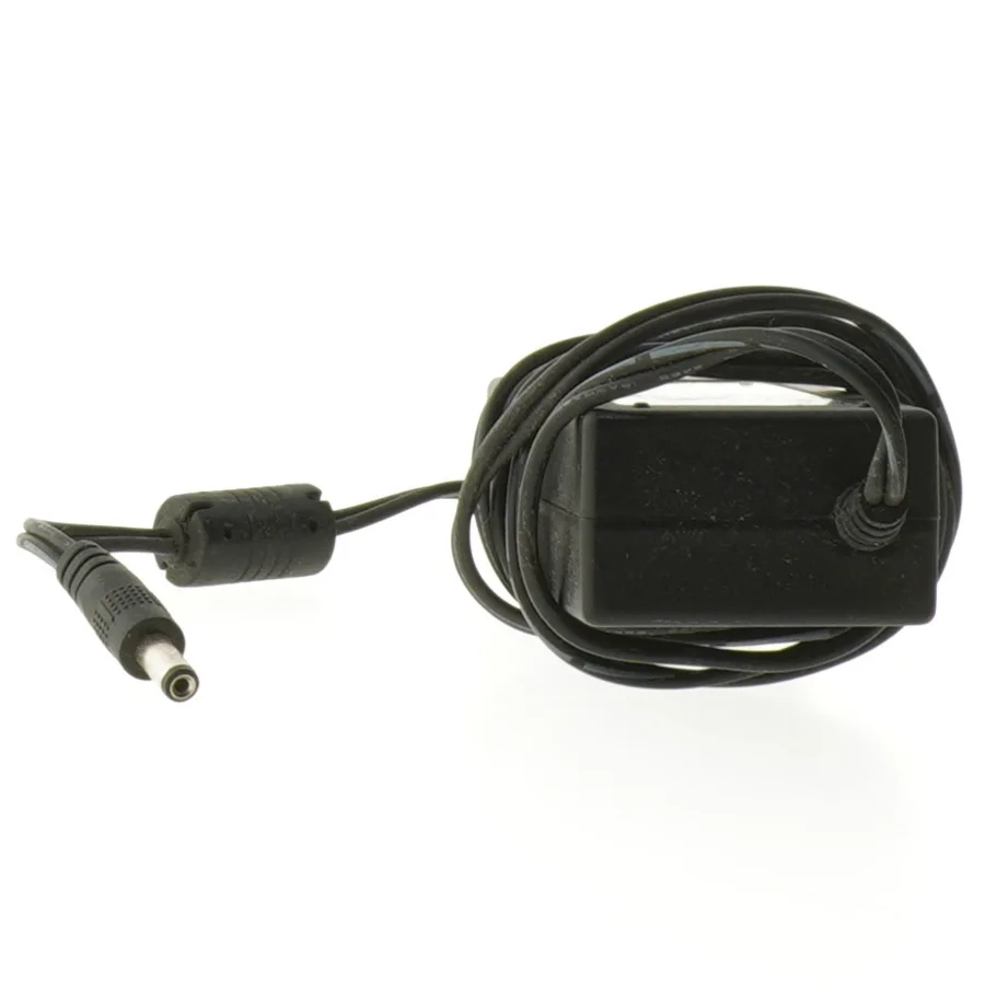 Strømadapter med kabel (str. 11,5x5 cm)