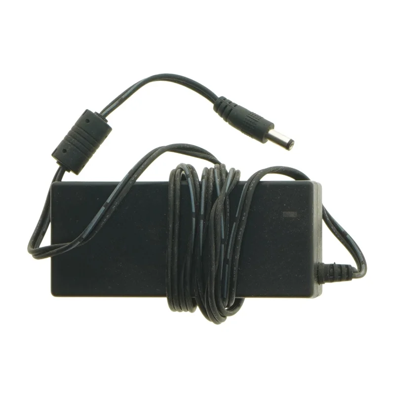 Strømadapter med kabel (str. 11,5x5 cm)