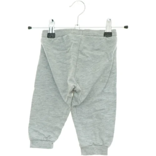 Sweatpants fra H&M (str. 80 cm)