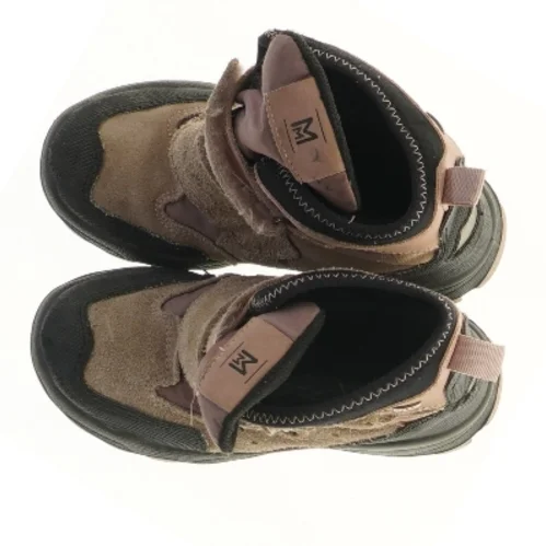 Børnesko med velcro lukning (str. 30 )