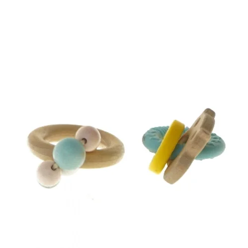 Babylegetøj ringe fra PlanToys (str. Ø 6 og Ø 8 cm)