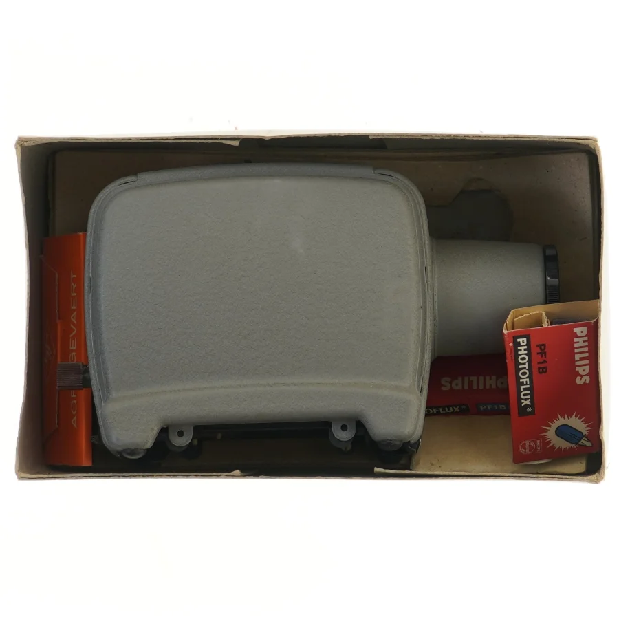 Agfa Opticus 100 diasprojektor fra Agfa (str. 24,5x15,5 cm)