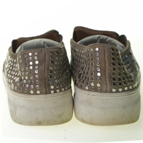 Sko fra Vince Kamuto (str. 38)