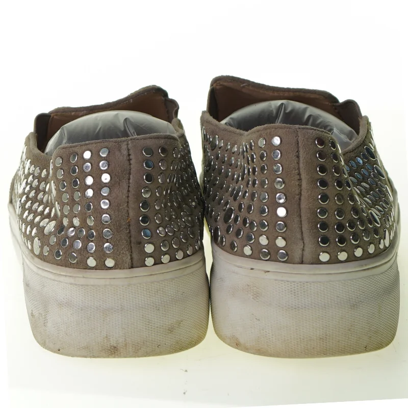 Sko fra Vince Kamuto (str. 38)