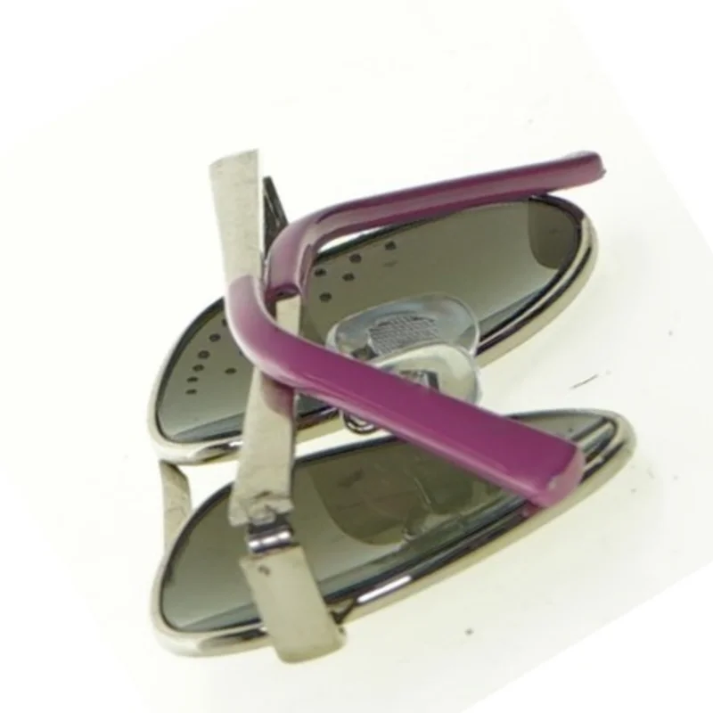 Solbriller (str. 12 x 4 x 13 cm)