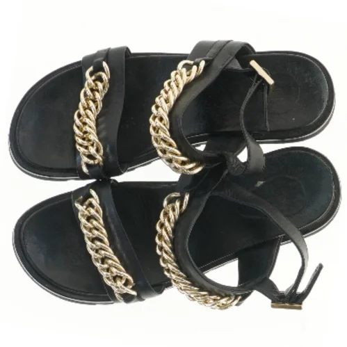 Sort sandaler med guldkæder, str. 29 cm fra Billi Bi (str. 29 cm)