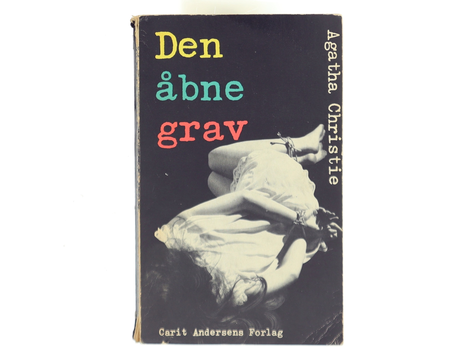 Den åbne grav af Agatha Christie (Bog)