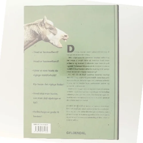 En hest er en hest : om hestes adfærd og velfærd af Henrik B. Simonsen (f. 1939) (Bog)