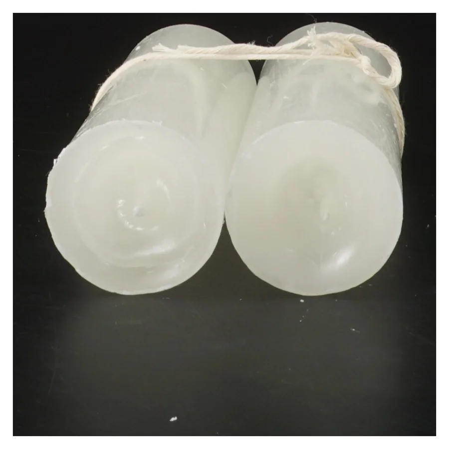 To hvide stearinlys, 15 cm (str. 15 cm)