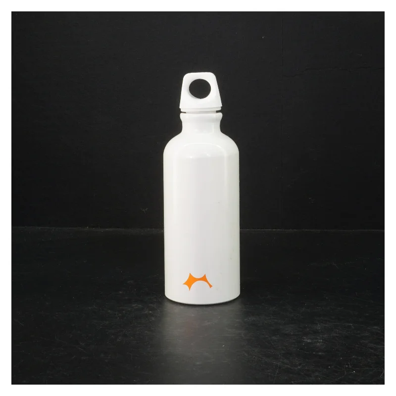 Hvid vandflaske fra Sigg (str. 20 cm)