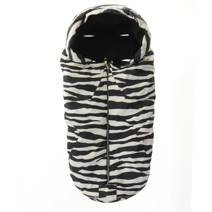 Barnevognssele med zebra mønster fra Molo (str. 94x48 cm)