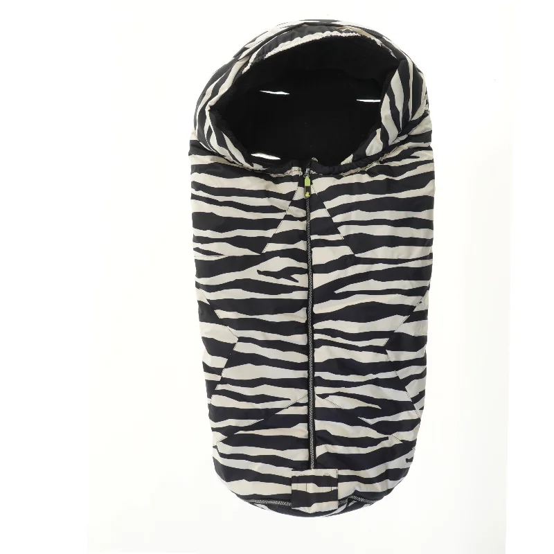 Zebra mønstret kørepose fra Molo (str. 91x48 cm)