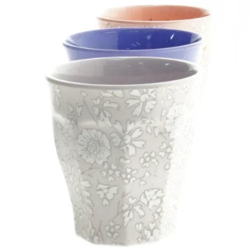 Sæt af tre plastik kopper fra Rice (str. Ø. 7,5 cm. længde. 8 cm. og. ø. 7 cm. højde. 8 cm)