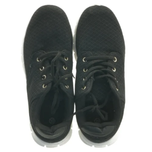 Løbesko, kun brugt indendørs, str. 39 (str. 39 )