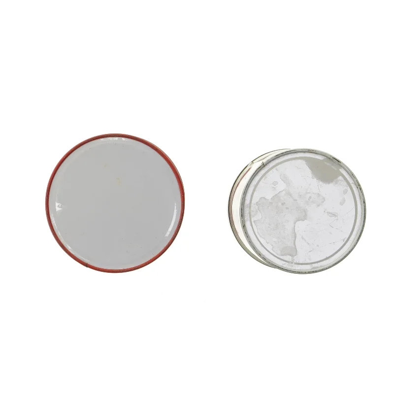 Retro metal dåser fra 70’erne (str. Ø. 10,5 cm længde. 13,5 cm. og. ø. 9,5 cm. længde. elve , 5 cm)