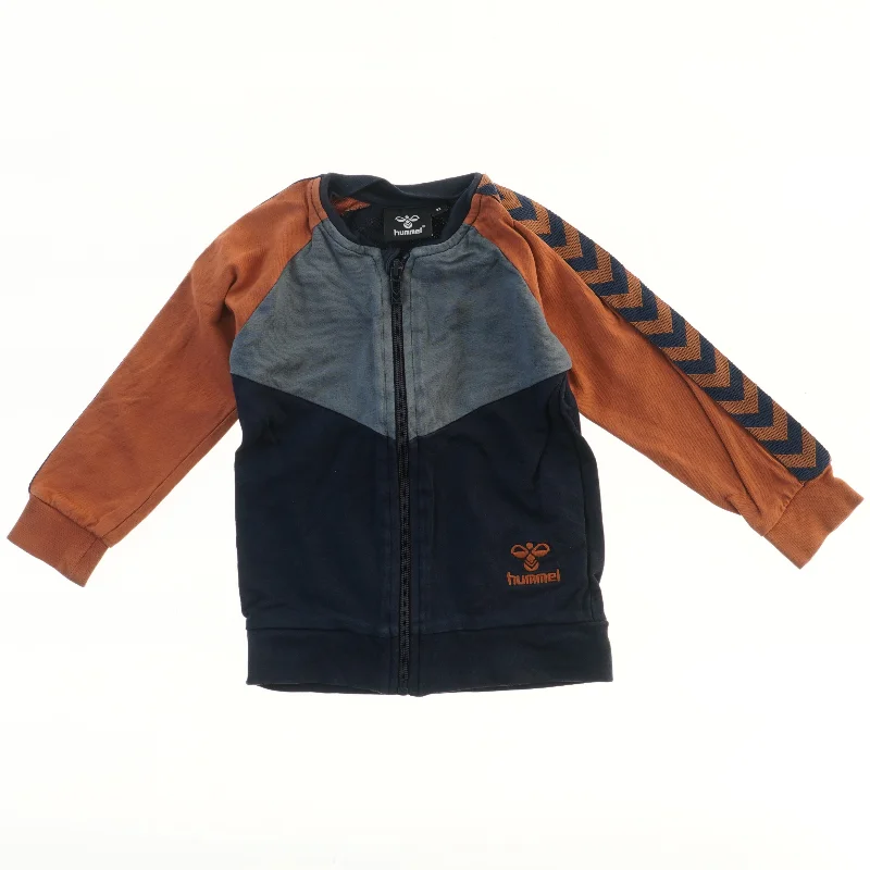 Børnetrøje med lynlås fra Hummel fra Hummel (str. 92)