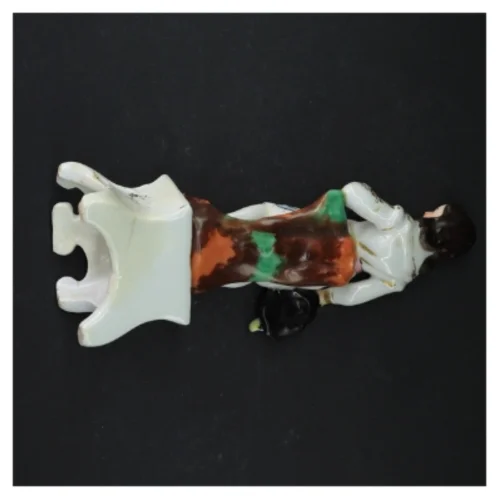 Porcelænsfigur (str. 22 cm)