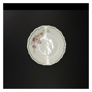 Blomstret porcelænstallerkener fra Bavaria (str. Diameter 21 en halv cm)