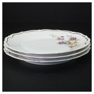 Blomstret porcelænstallerkener fra Bavaria (str. Diameter 21 en halv cm)