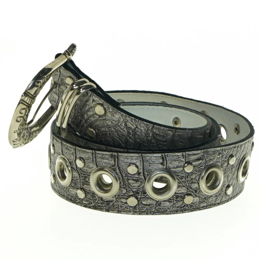 Læderbælte med metalnitter (str. 98 cm)