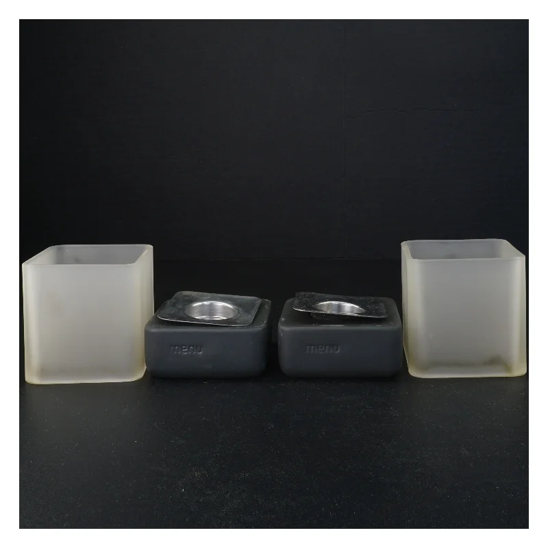 MENU lysestager i stål og frostet glas fra Menu (str. 9 x 13 cm)