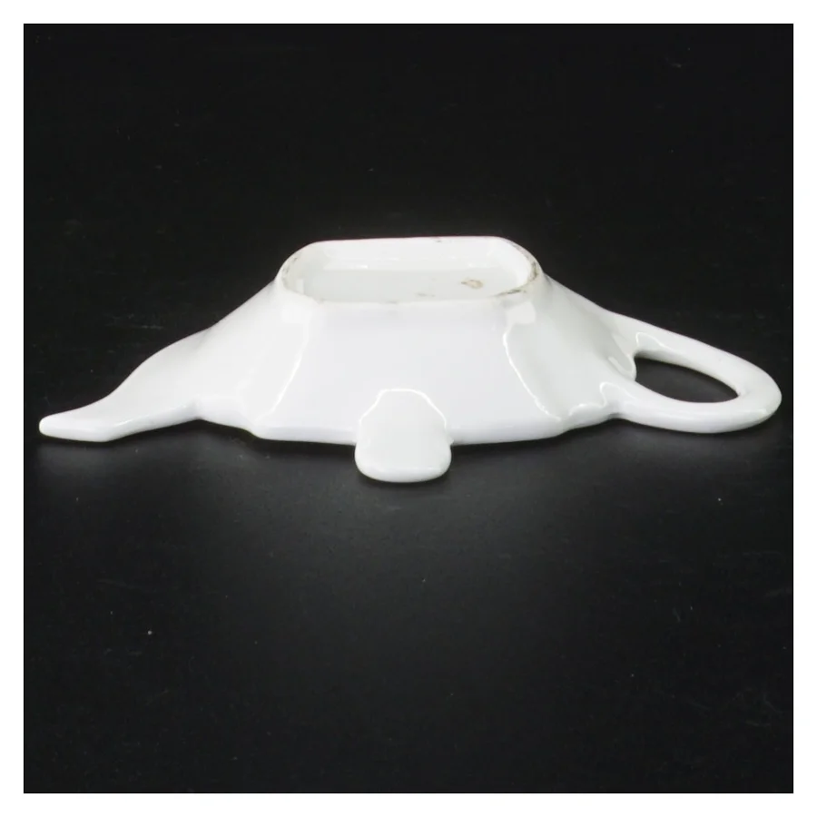 Tebrevs fad i porcelæn (str. 12 x 9 cm)