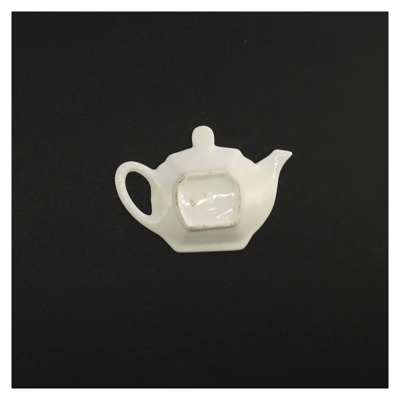 Tebrevs fad i porcelæn (str. 12 x 9 cm)